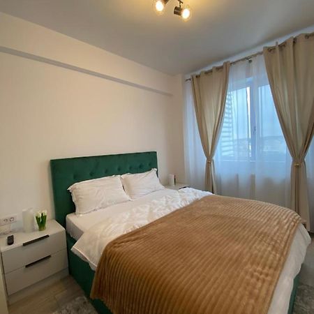 Homey Apartament 2 Rooms Palas Mall Iasi Ngoại thất bức ảnh